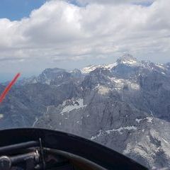 Flugwegposition um 11:48:22: Aufgenommen in der Nähe von Municipality of Kranjska Gora, Slowenien in 2592 Meter
